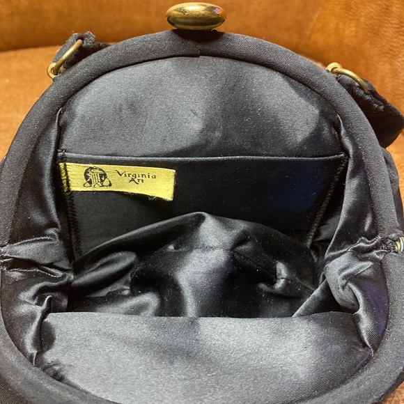 Vintage Virginia Art needle point handbag - Picture 6 of 7